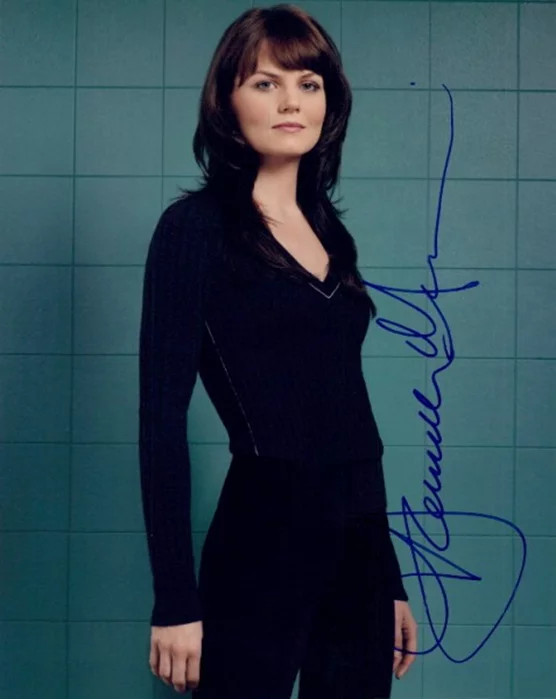 Jennifer Morrison autograph