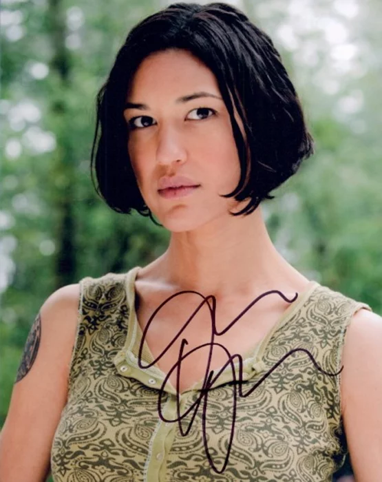 Julia Jones autograph