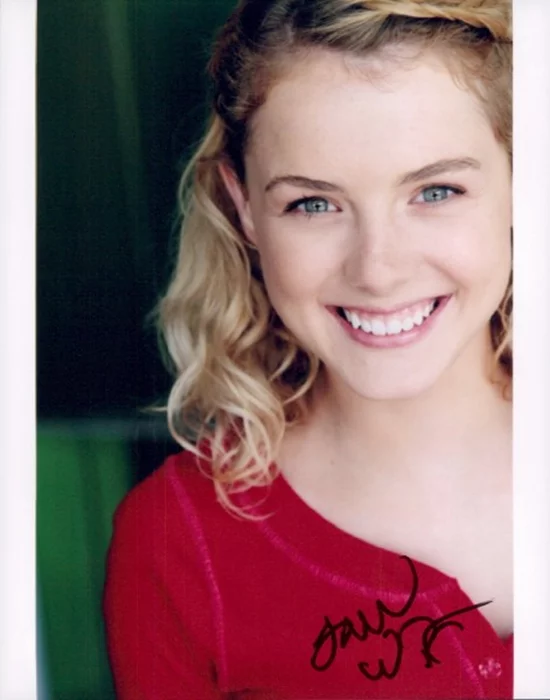 Laura Wiggins autograph