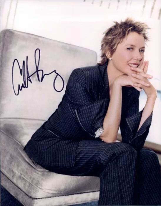 Annette Bening autograph