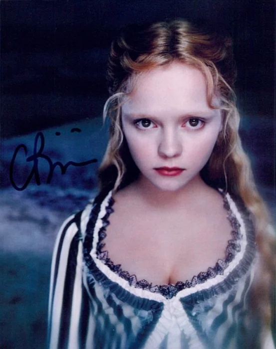 Christina Ricci autograph
