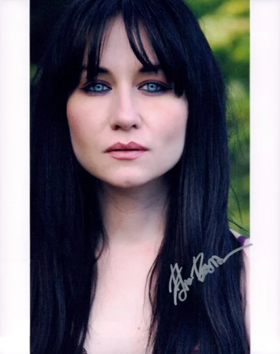 Elissa Dowling autograph