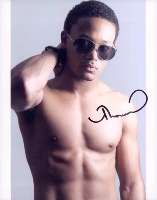 Romeo Miller autograph
