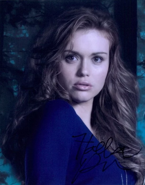 Holland Roden autograph
