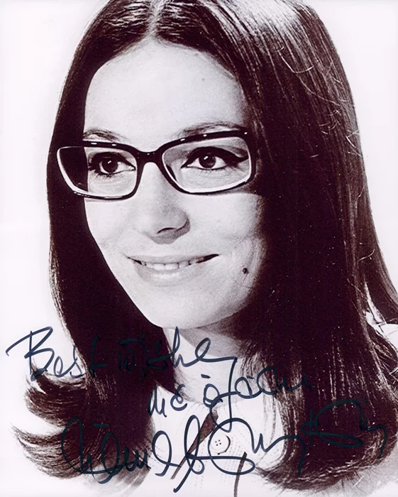 Nana Mouskouri autograph