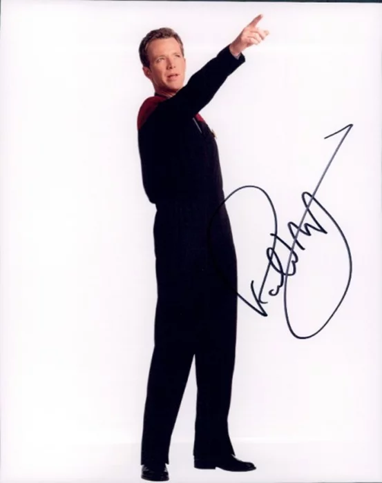 Robert Duncan McNeill autograph