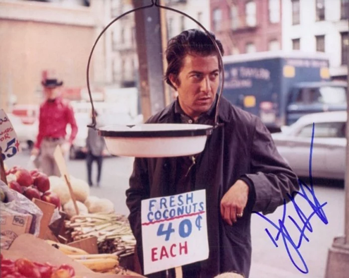 Dustin Hoffman autograph