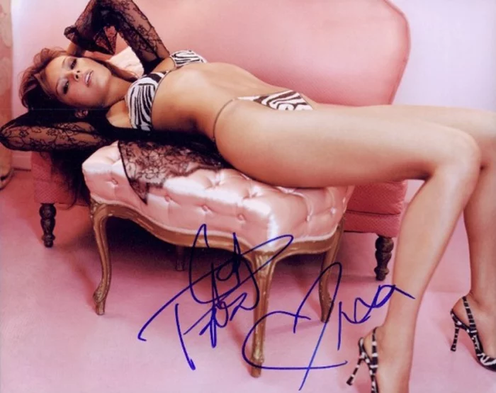 Petra Nemcova autograph