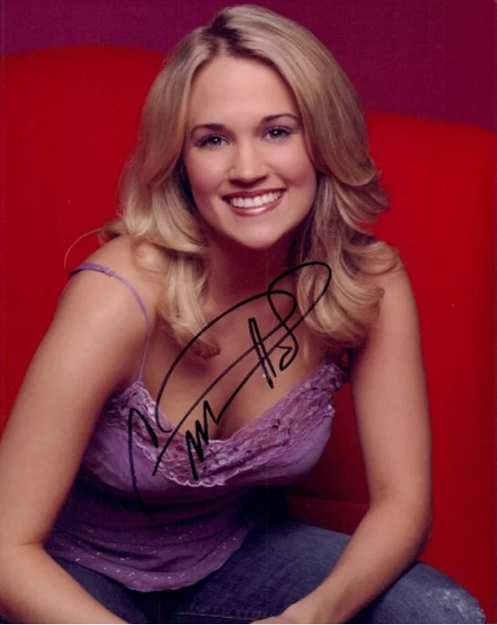 Carrie Underwood autograph