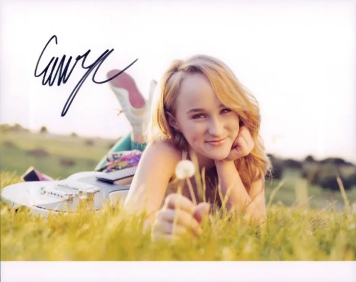 Camryn Magness autograph