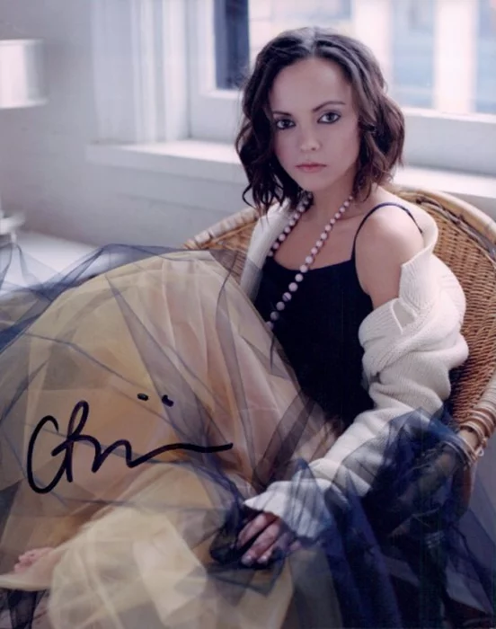 Christina Ricci autograph