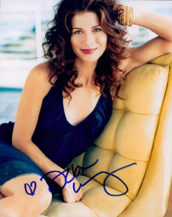 Debra Messing autograph