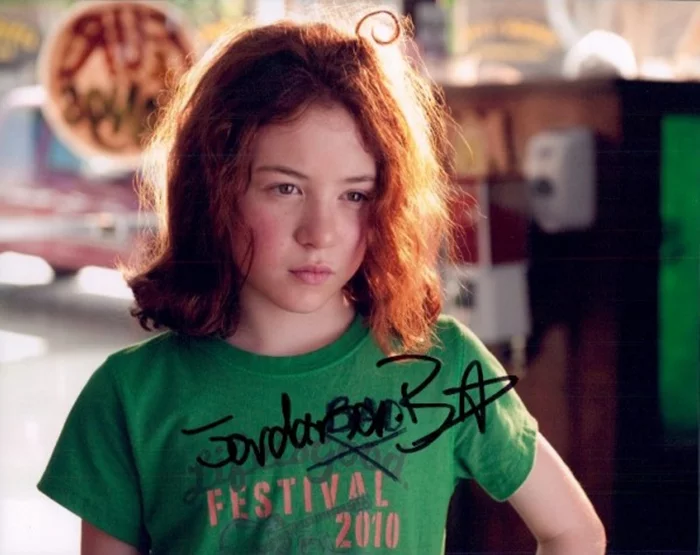 Jordana Beatty autograph