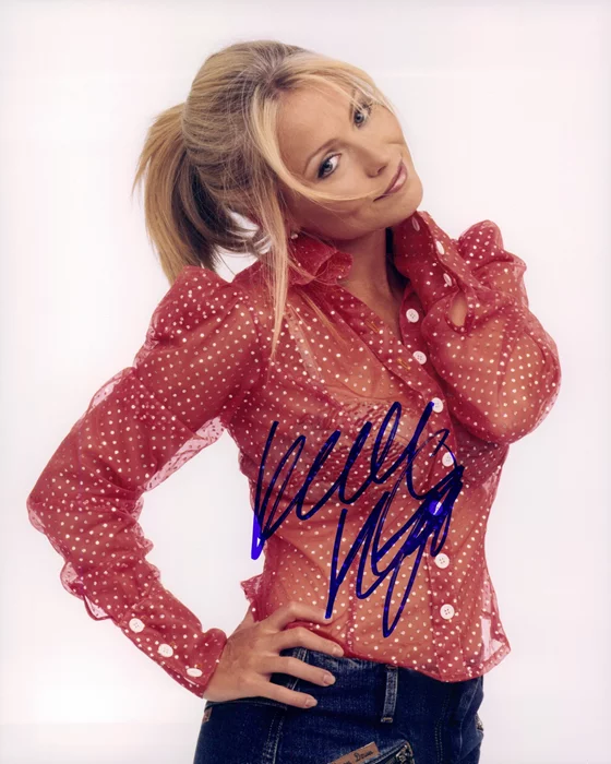 Kelly Ripa autograph