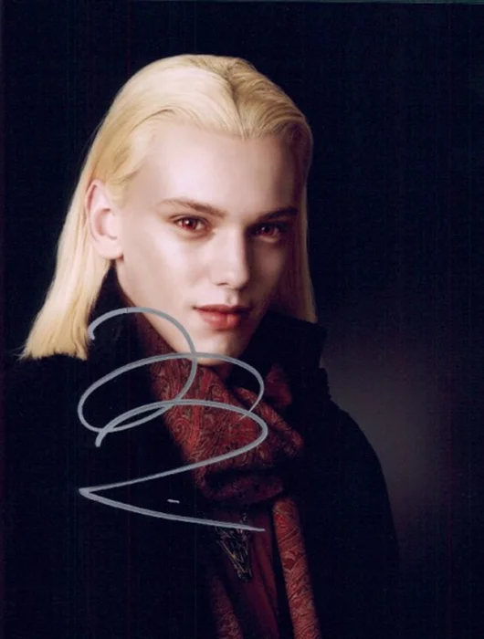 Jamie Campbell Bower autograph