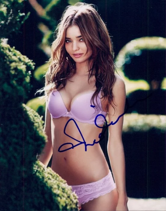 Miranda Kerr autograph