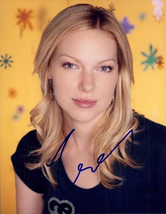 Laura Prepon autograph
