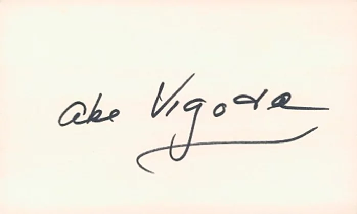 Abe Vigoda autograph