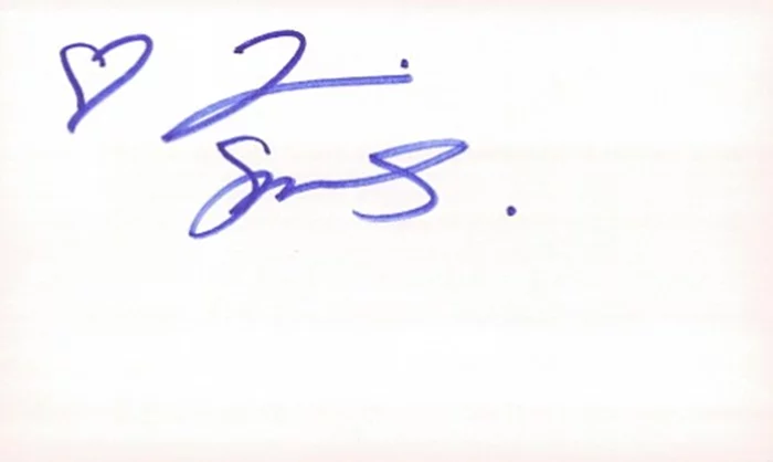 Tori Spelling autograph