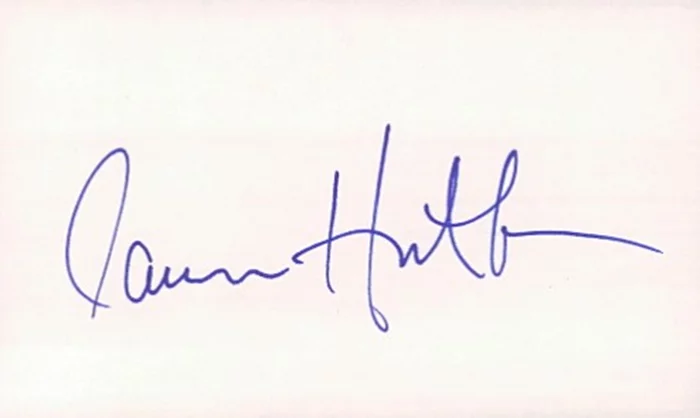 Lauren Hutton autograph