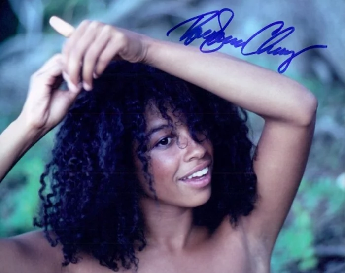 Rae Dawn Chong autograph