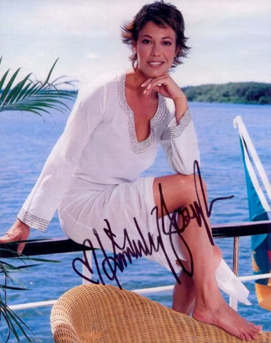 Kimberley Joseph autograph