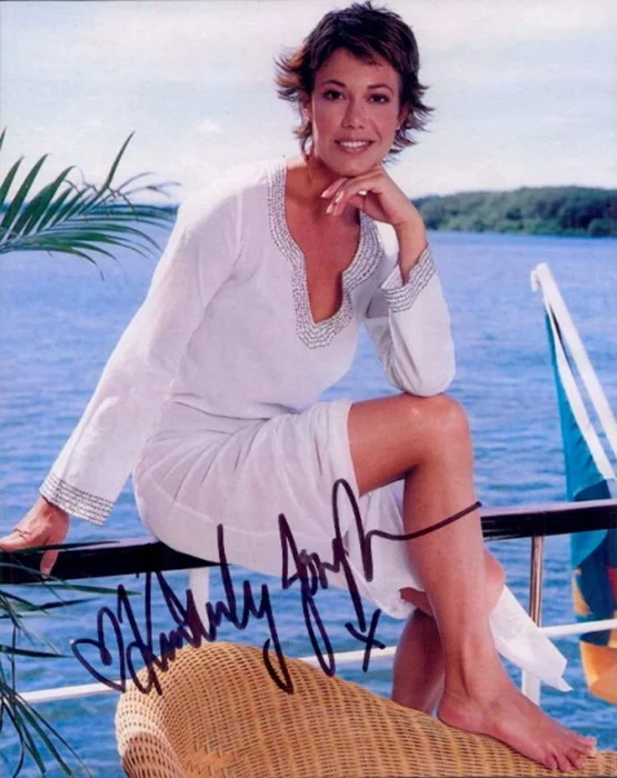 Kimberley Joseph autograph