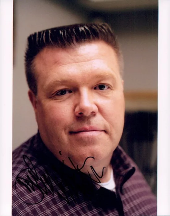 Joel McKinnon Miller autograph