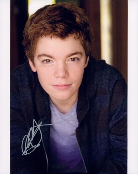 Gabriel Basso autograph