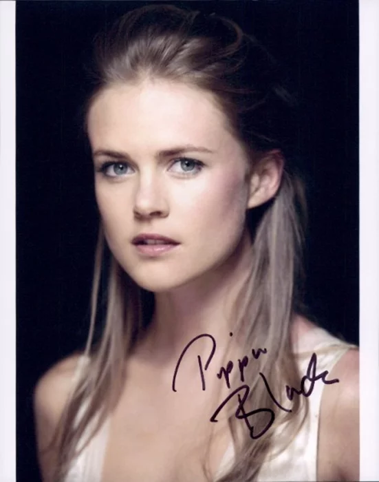 Pippa Black autograph