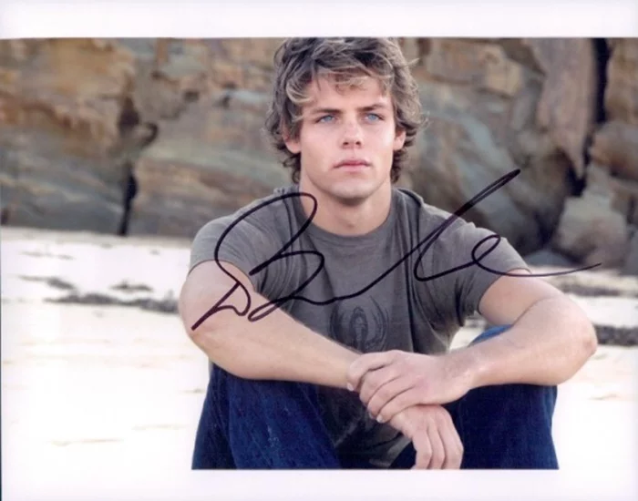 Lachlan  Buchanan autograph