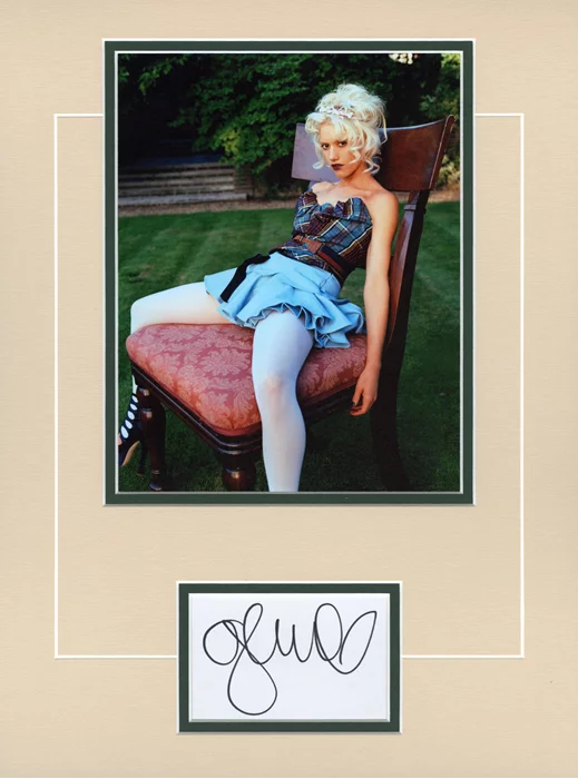 Gwen Stefani autograph