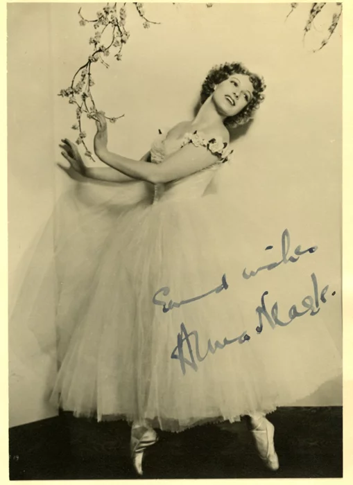 Anna Neagle autograph