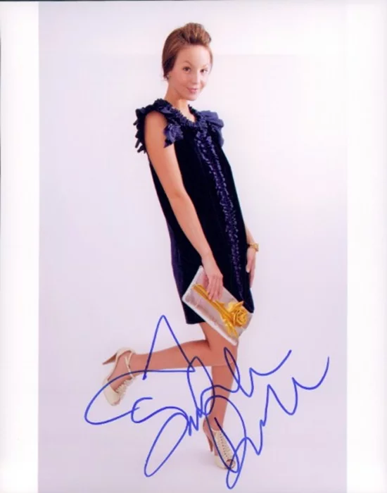 Samantha Droke autograph
