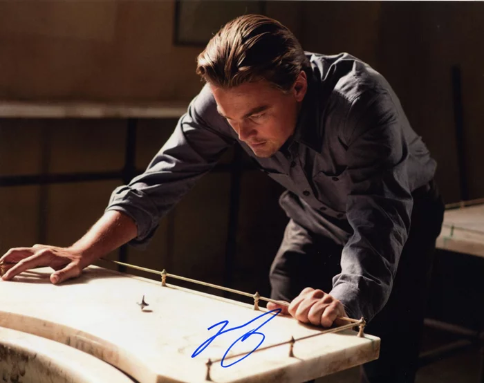 Leonardo DiCaprio autograph