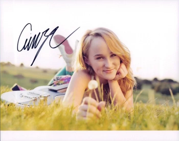Camryn Magness autograph