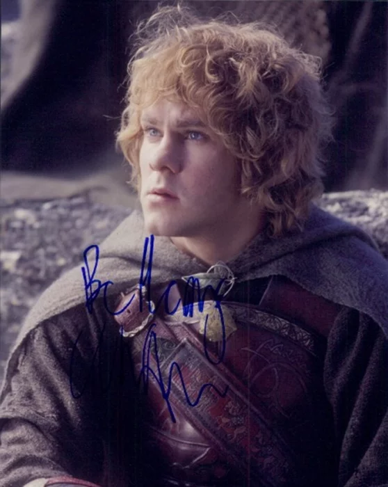Dominic Monaghan autograph