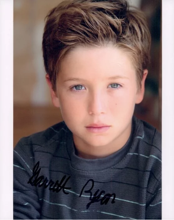 Garrett Ryan autograph