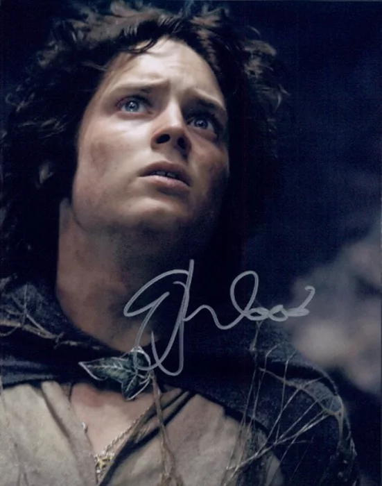 Elijah Wood autograph