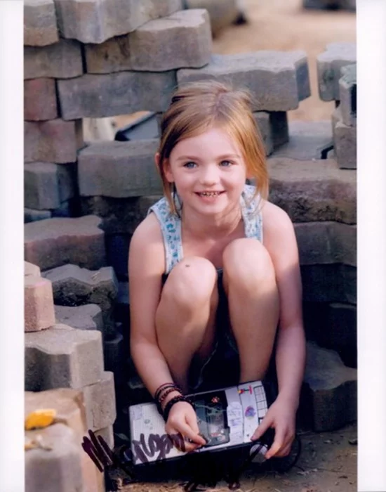 Morgan Lily autograph