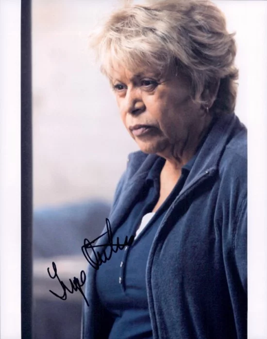 Lupe Ontiveros autograph