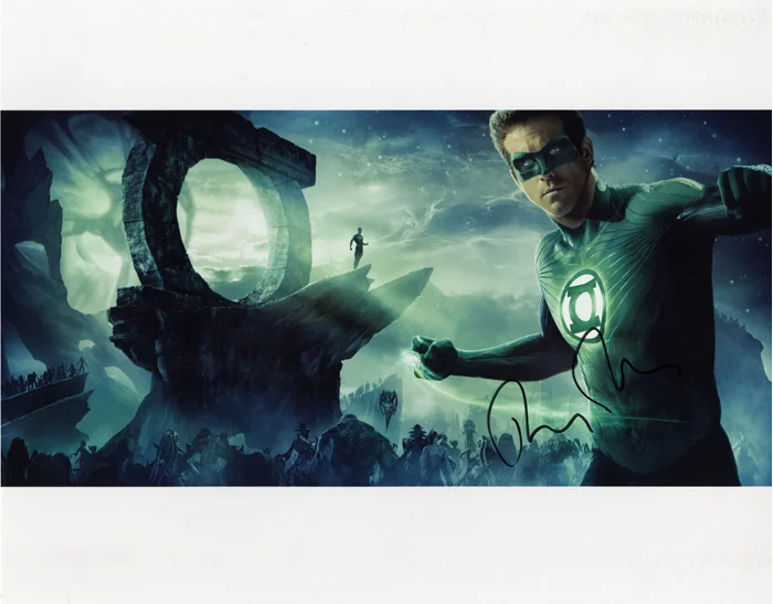 Ryan Reynolds autograph