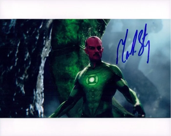 Mark Strong autograph