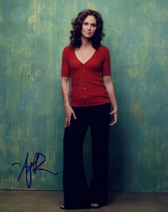 Amy Brenneman autograph