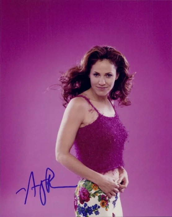 Amy Brenneman autograph