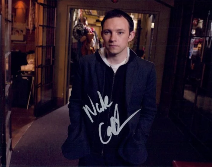 Nate Corddry autograph
