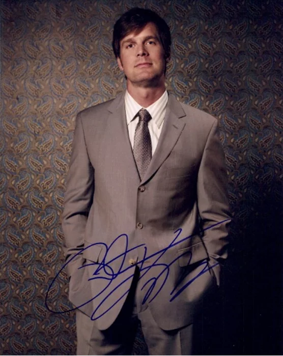 Peter Krause autograph