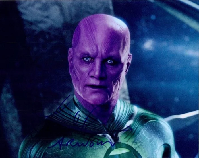 Temuera Morrison autograph