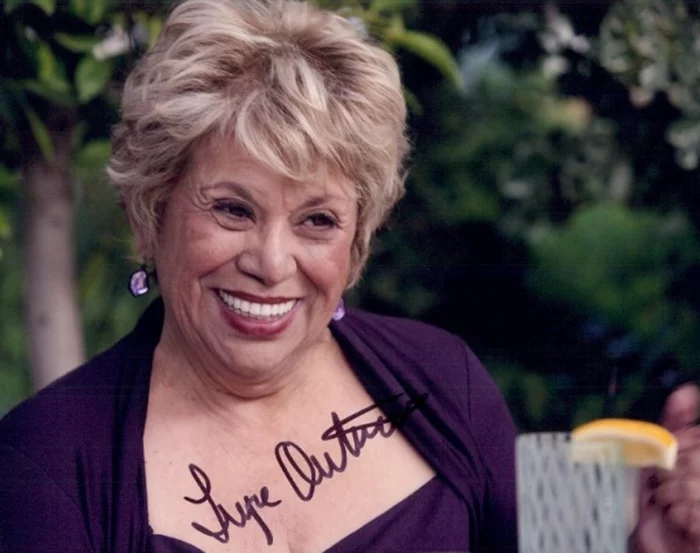 Lupe Ontiveros autograph