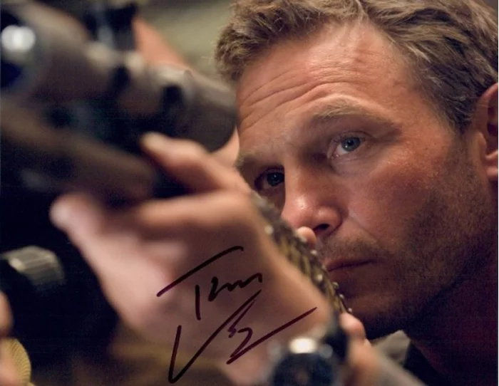 Thomas Kretschmann autograph